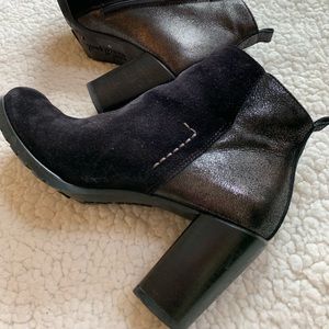Paul Green heeled bootie black suede 8.5M